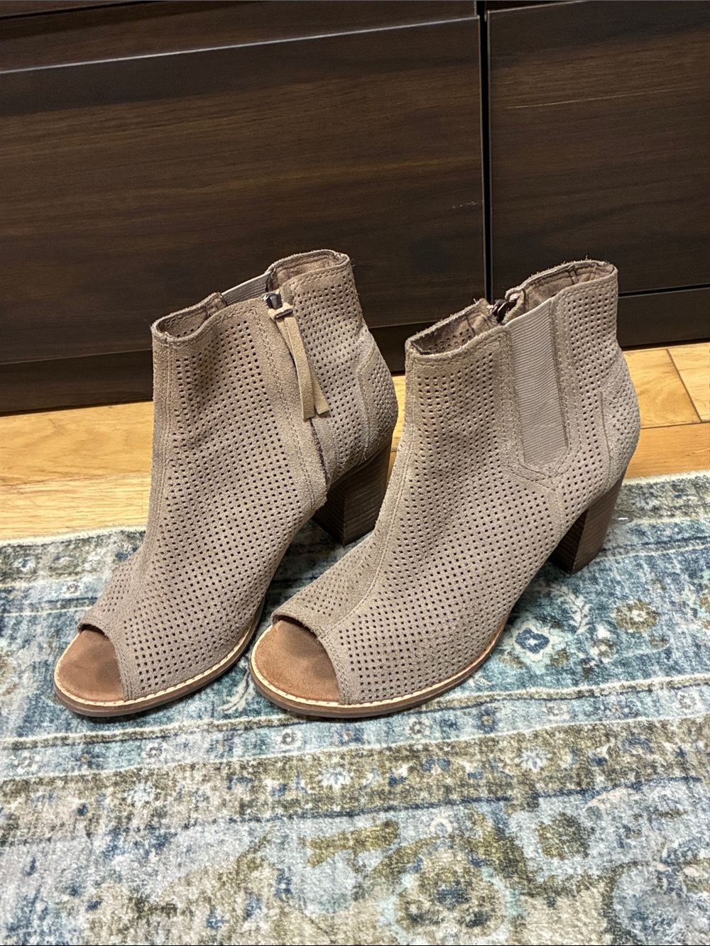 TOMS Women's Taupe Suede Perforated Peep-Toe Ankle Bootie US7.5